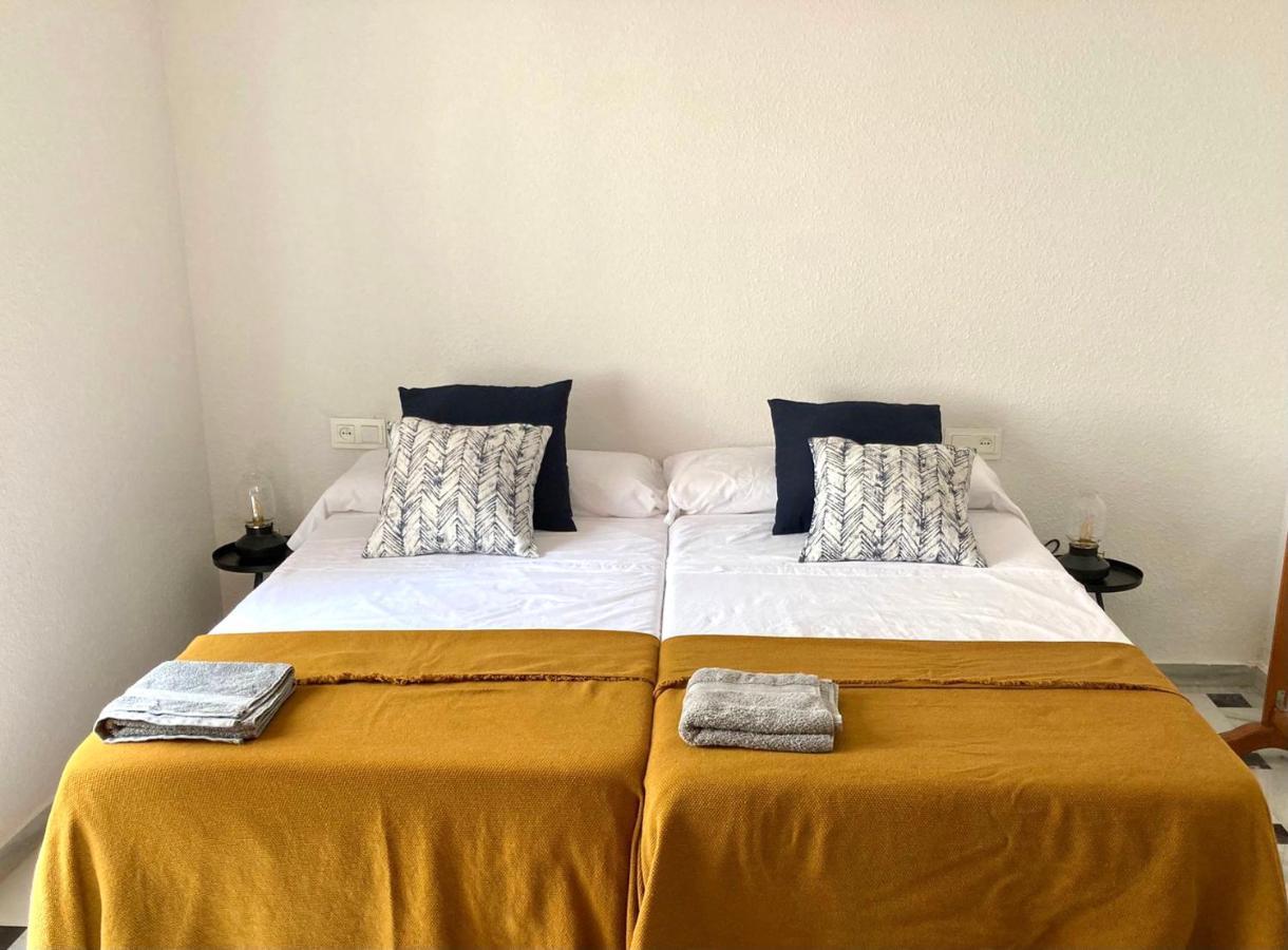 Apartamento Bahia Jardin La Herradura  Bagian luar foto